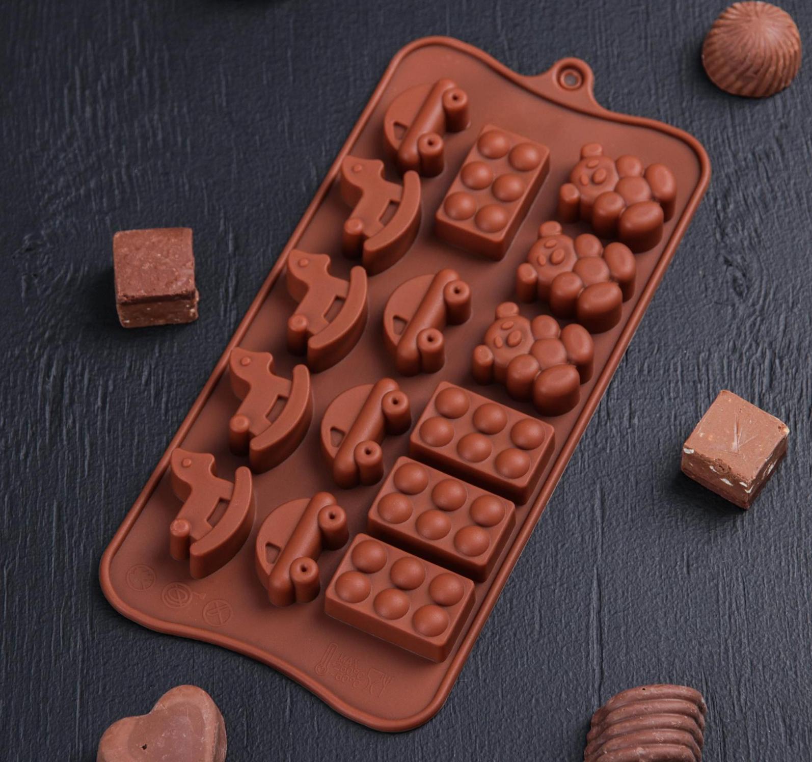 Игрушек шоколад. Форма для льда и шоколада, 15 ячеек, 21х11х1,5 см "диффер". Форма для шоколада. Силиконовая форма шоколад. Силиконовая форма для шоколада игрушки.